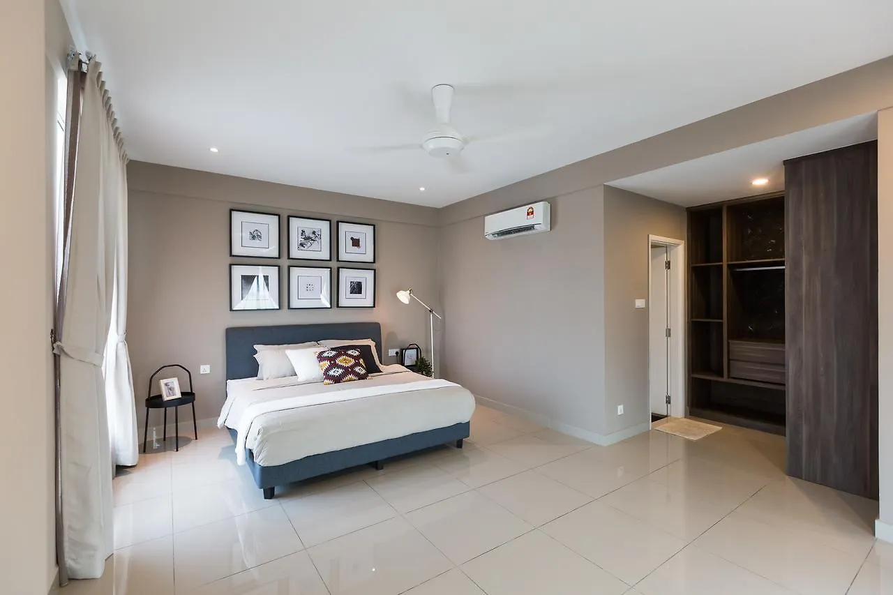 Summerton Suites George Town Malasia