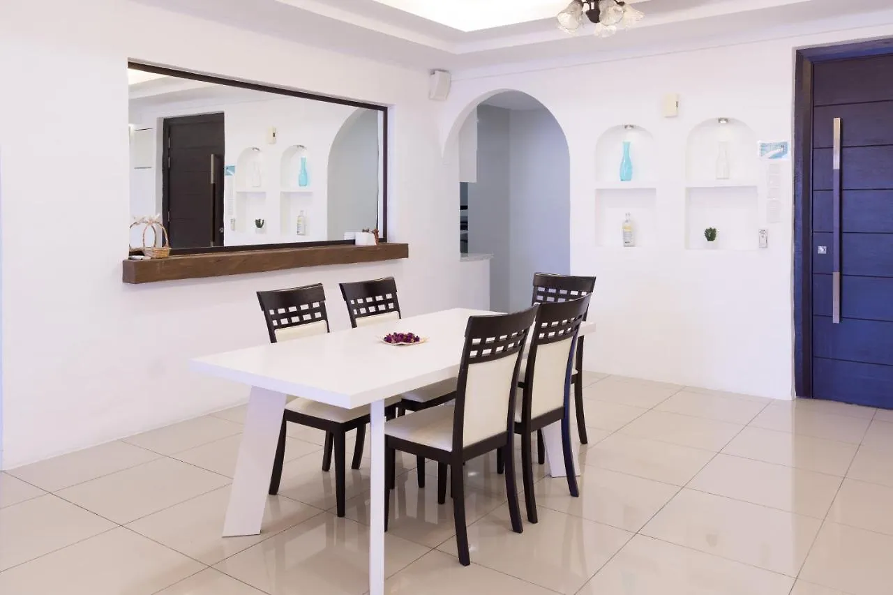 Summerton Suites George Town